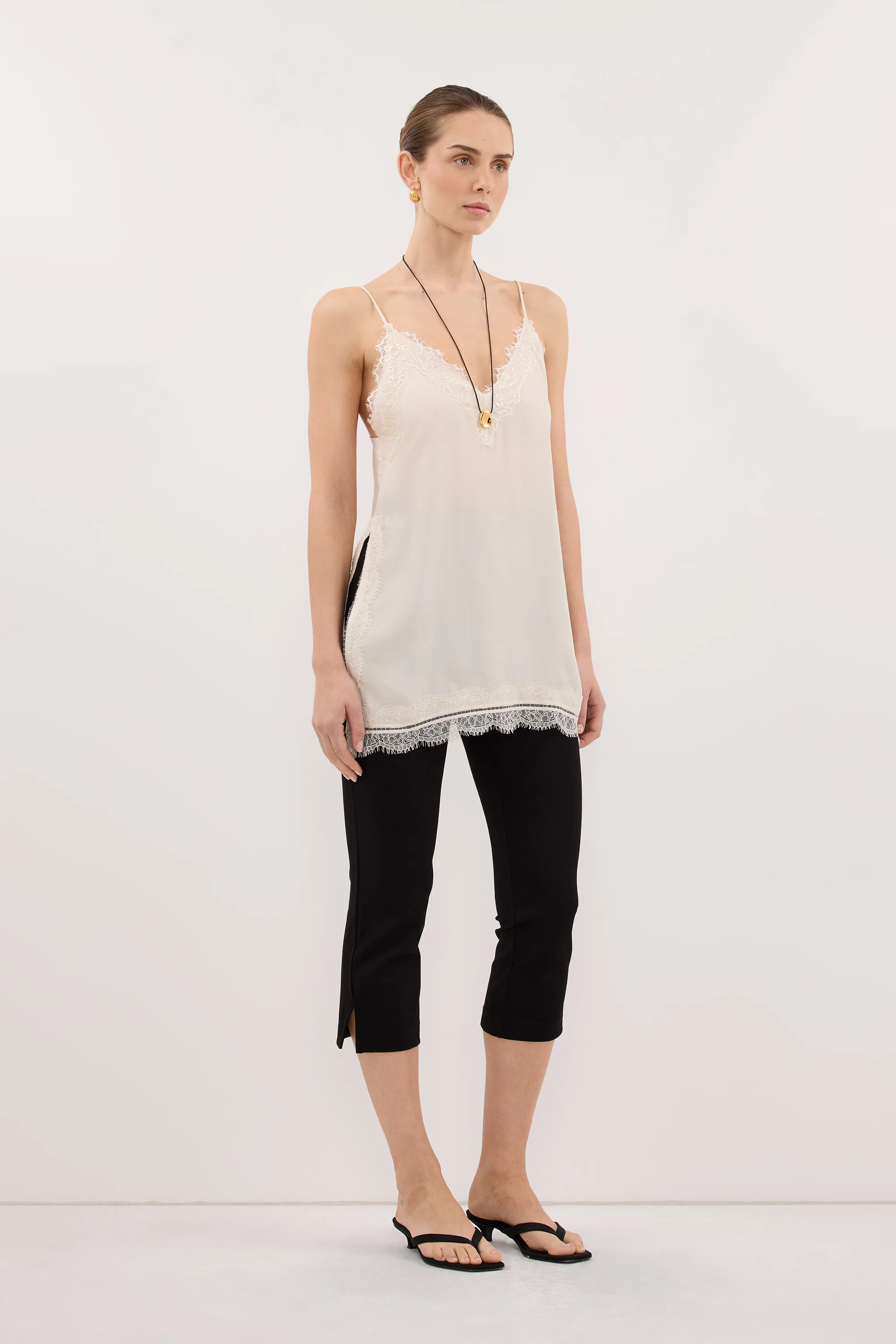 ANDREA SANDSTONE SLEEVELESS LACE CAMI TOP - Image 4