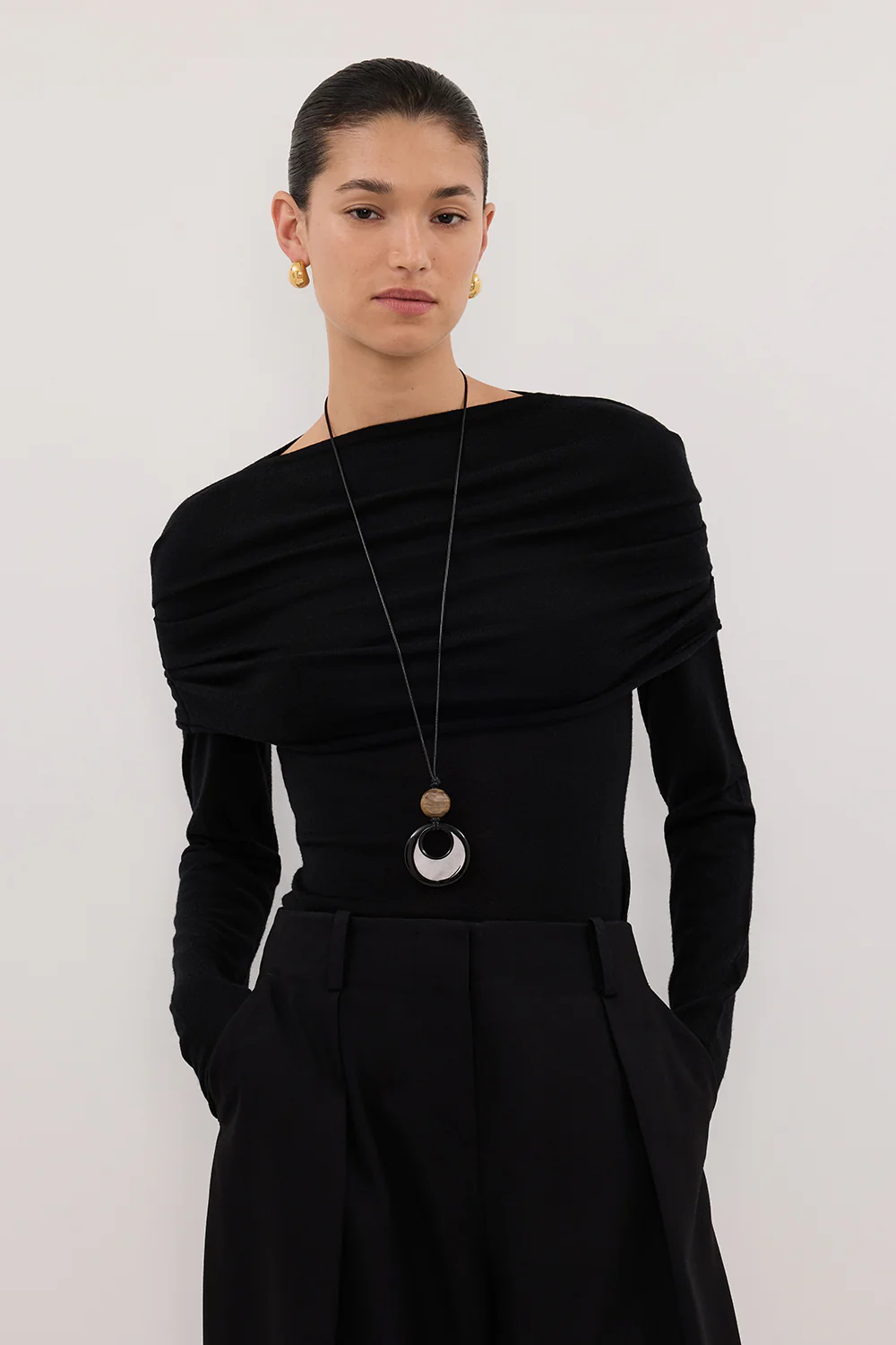IVY BLACK MERINO LONG SLEEVE TOP - Image 3