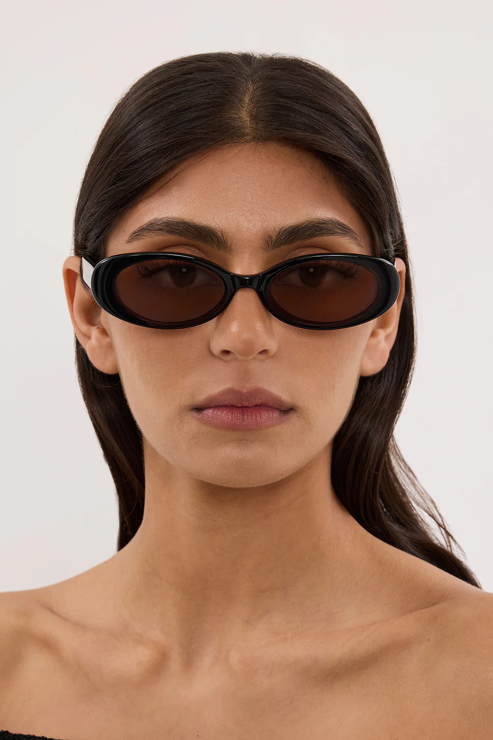 LUV LOU THE MORGAN BLACK SUNGLASSES - Image 2